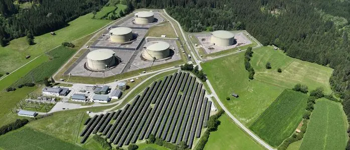 Luftaufnahme der Anlage in Würmlach | Am Wochenende wird der neue Hybridpark mit E-Speicher eröffnet