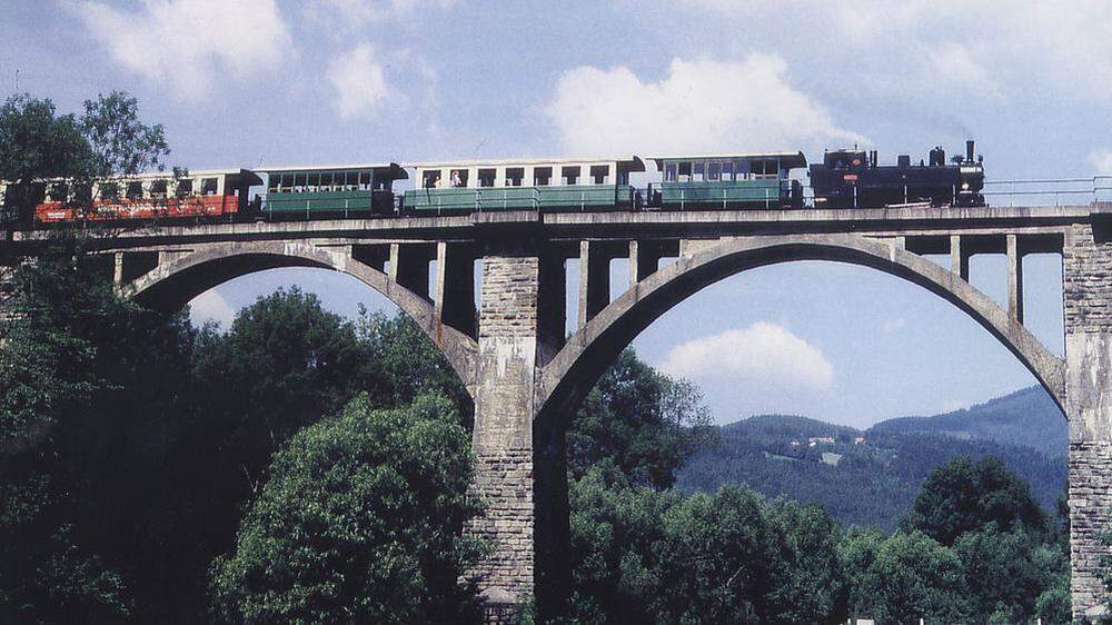 Die Feistritztalbahn beim Grub-Viadukt