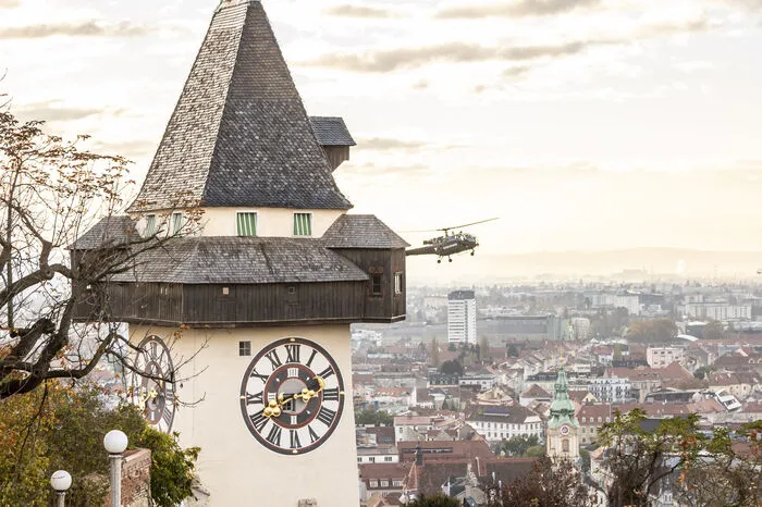 Der Hubschrauber ist beim Geschwader in Aigen stationiert.