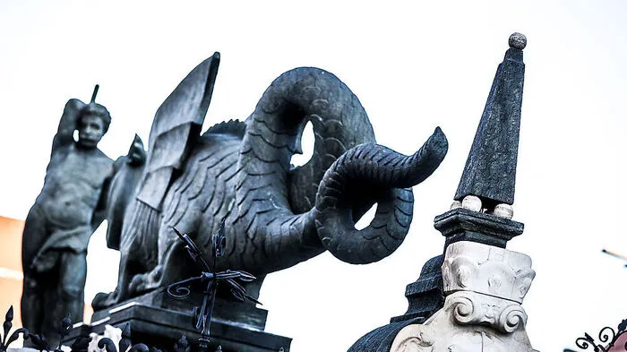 Der Lindwurm wird Ohren machen