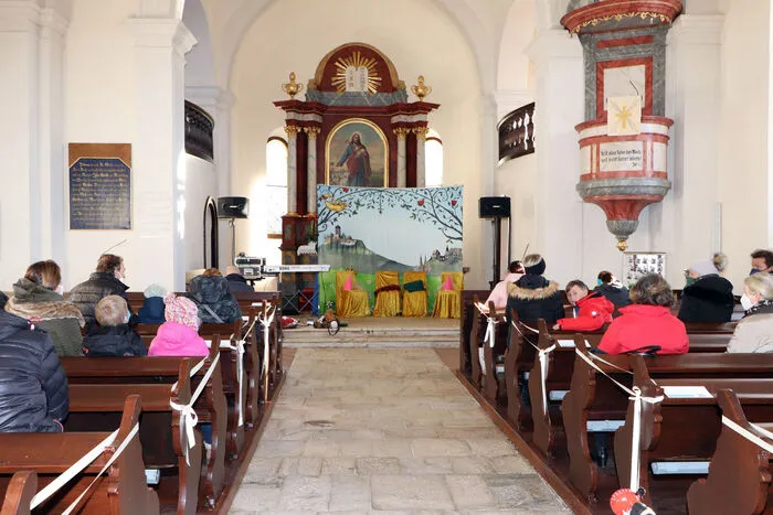 Bitte klicken Sie sich durch die Bilder!