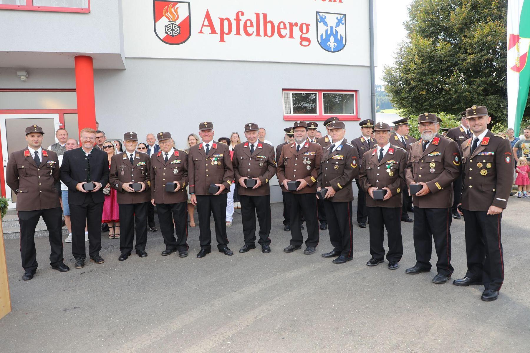 Apfelberg: Festakt zu 100 Jahre Freiwillige Feuerwehr