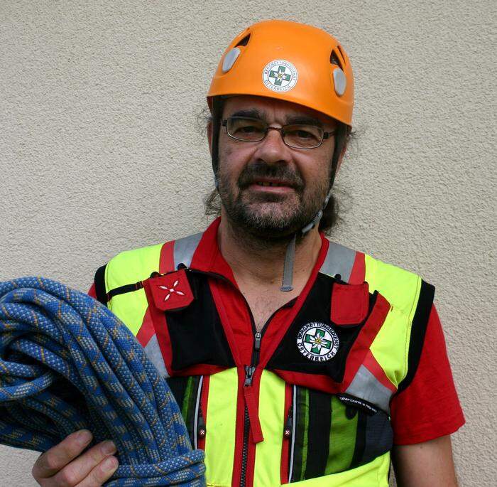 Rudolf Katholnig ist seit 2004 als aktiver Bergretter in der Ortsstelle Villach tätig
