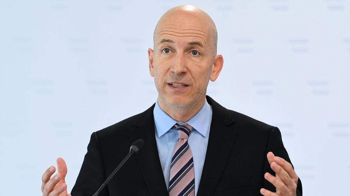 Arbeitsminister Martin Kocher: &quot;Exogener Schock&quot;