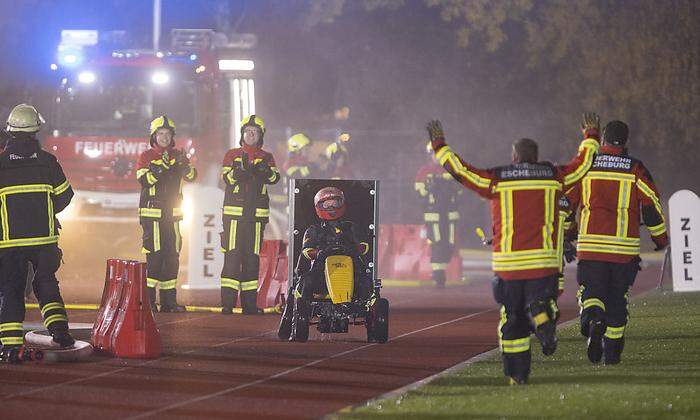 Gewonnen: die sportliche Außenwette in Nürnberg mit der Feuerwehr