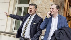 Gegen Jonke (rechts), Scheiders Büroleiter, wird noch immer ermittelt
