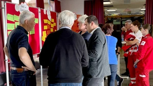 Hohes Engagement | Gearbeitet wurde in Gruppen an mehreren verschiedenen Themenbereichen