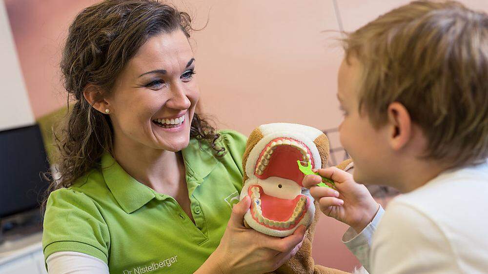 Jacqueline Nistelberger hat sich auf (Klein-)Kinder, Jugendliche und Zahnspangenpatienten spezialisiert