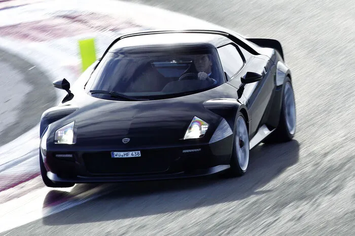 Der 4,3-Liter-V8 von Ferrari leistet 540 PS und 519 Newtonmeter Drehmoment bei 3750 Touren.