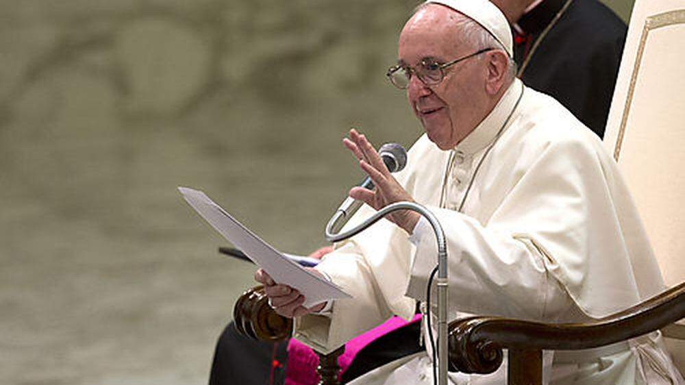 Papst Franziskus will für Michael Schumacher beten