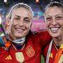Alexia Putellas und Jennifer Hermoso hätten ihren WM-Sieg lieber ohne Luis Rubiales gefeiert