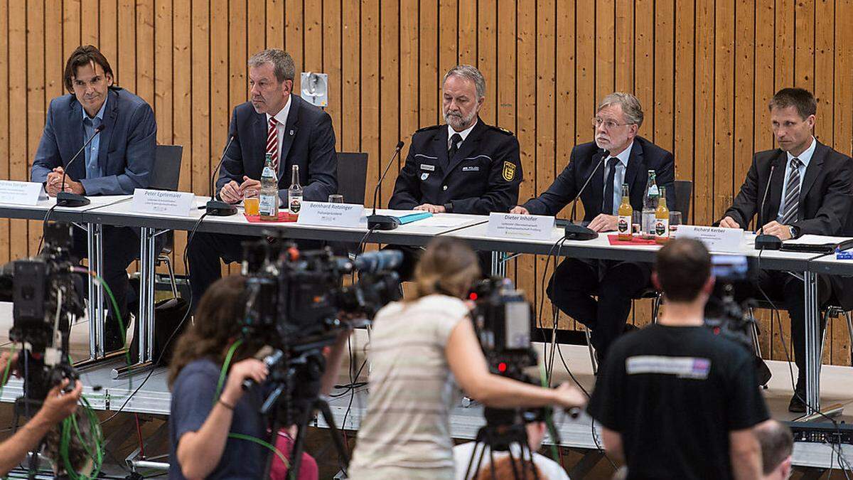  Polizeipräsident Bernhard Rotzinger und der Leitende Oberstaatsanwalt Dieter Inhofer