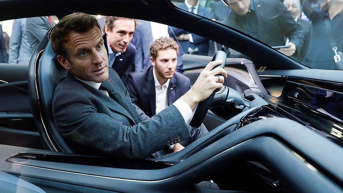 Frankreichs Präsident Macron beim Pariser Autosalon