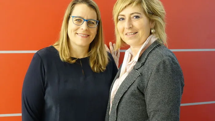 Immer für Sie im Einsatz: Andrea Burböck und Gabriele Riedl vom Sekretariat unseres Büros in Judenburg.