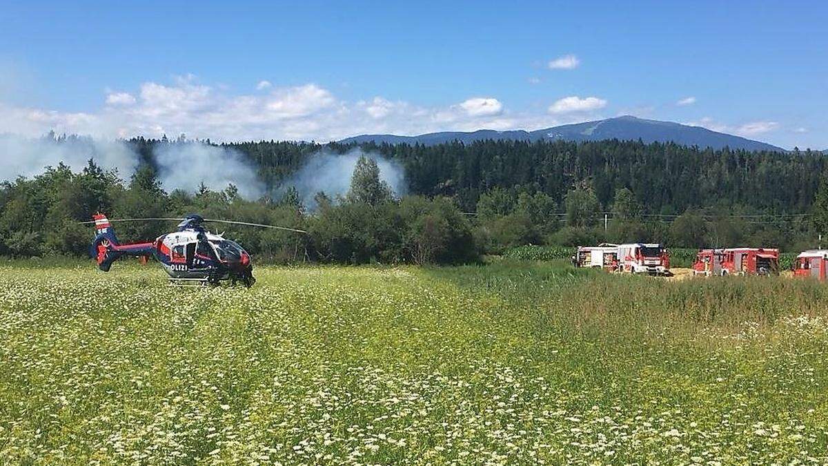 Die Bahnböschung zwischen Finkenstein und Faak steht in Brand