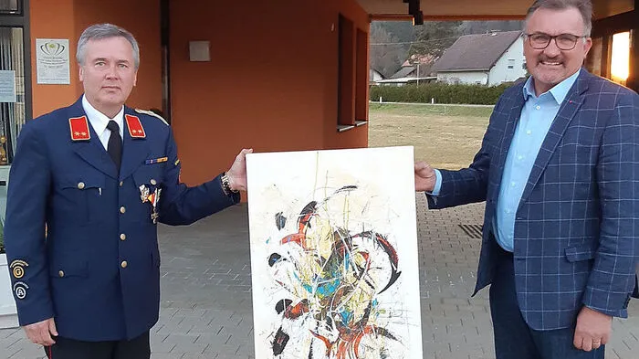 Gemeindefeuerwehrkommandant Herbert Schwarzl und Noch-Bürgermeister Jakob Strauß