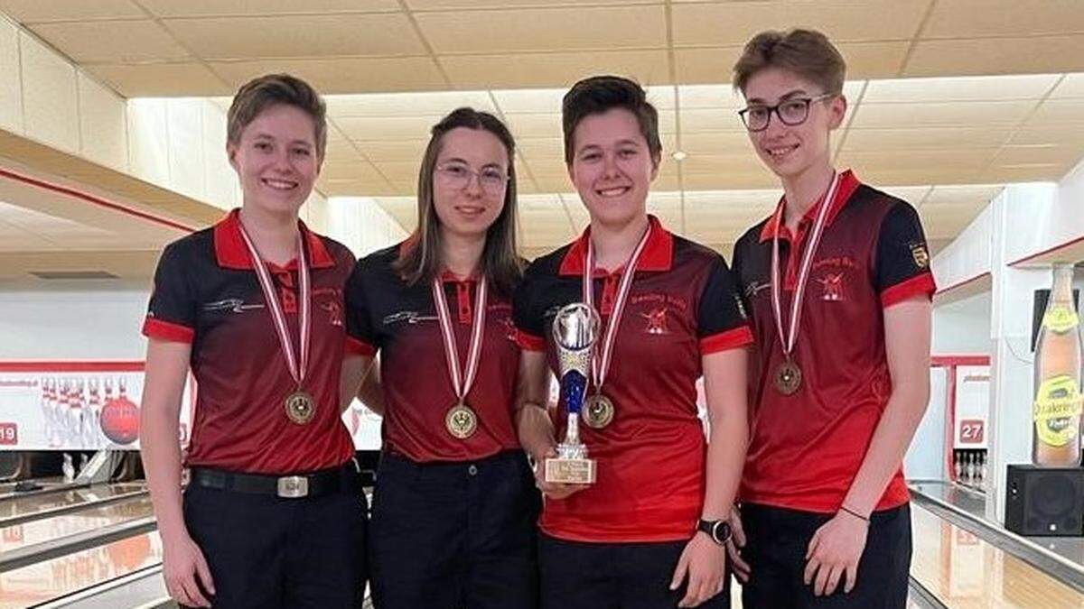 Tabea Schlögl, Denise, Stefanie und Verena Stranner holten bei den Staatsmeisterschaten den dritten Platz