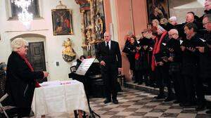 Der Chor „pro musica“ und David McShane sangen in der Pfarrkirche Mooskirchen „Gospels & Spirituals“