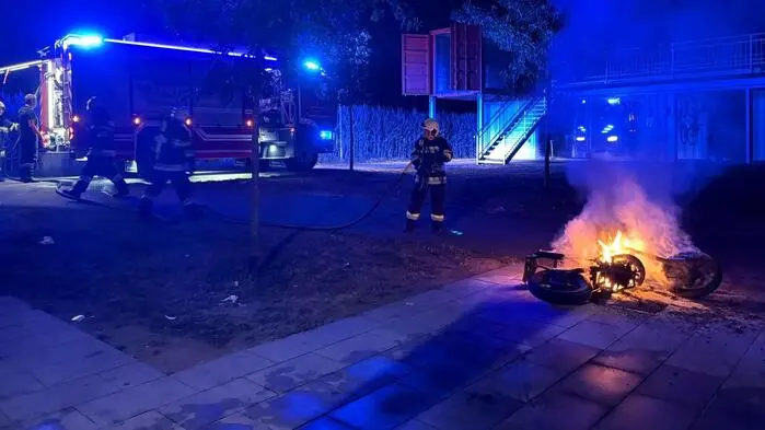 Das brennende Moped konnte rasch gelöscht werden
