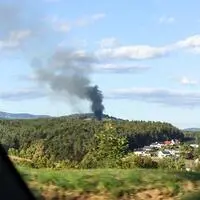 Die Rauchsäule des Großbrandes in Hirnsdorf war kilometerweit zu sehen