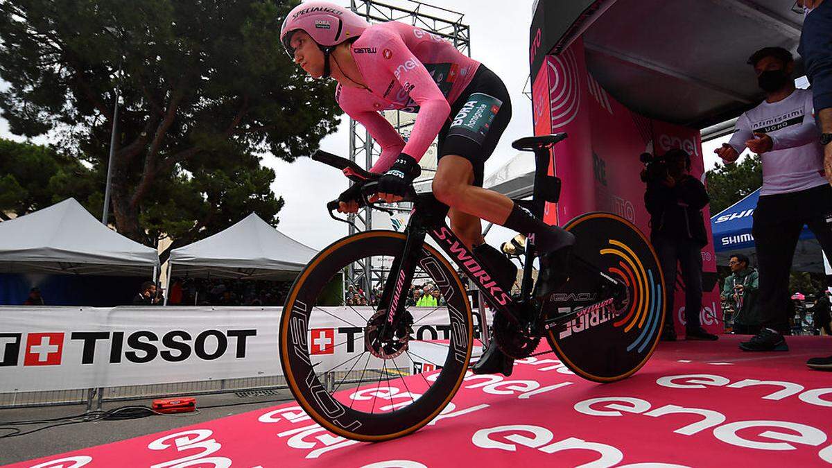 Jai Hindley ließ sich den Giro-Sieg beim Zeitfahren nicht mehr nehmen.