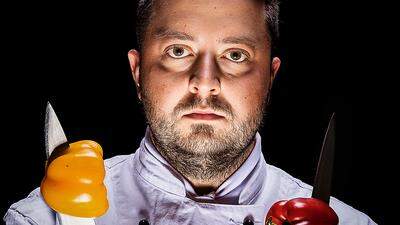 Zwiebel und Zitrusfrüchte kommen dem 27-jährigen Koch Stefan Kohl am liebsten unter sein Messer