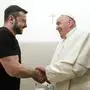 This photo taken and handout on June 14, 2024 by The Vatican Media shows Ukrainian President Volodymyr Zelensky (L) and Pope Francis during a bilateral meeting on the sidelines of the G7 Summit hosted by Italy at the Borgo Egnazia resort in Savelletri, Apulia. (Photo by Handout / VATICAN MEDIA / AFP) / RESTRICTED TO EDITORIAL USE - MANDATORY CREDIT "AFP PHOTO / VATICAN MEDIA" - NO MARKETING - NO ADVERTISING CAMPAIGNS - DISTRIBUTED AS A SERVICE TO CLIENTS