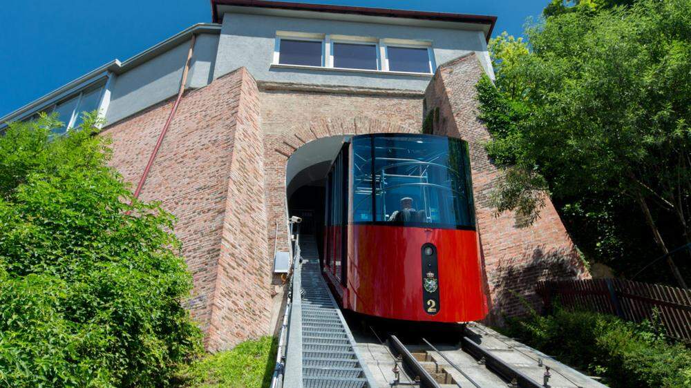 Die Grazer Schloßbergbahn war am Montag vorübergehend außer Betrieb
