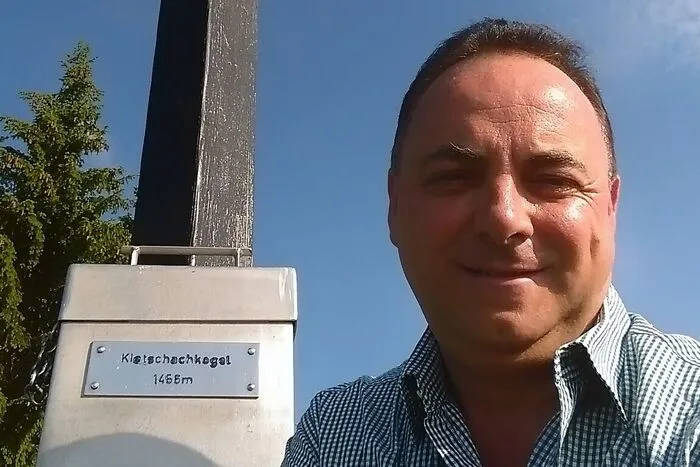 Bereits um 7.45 Uhr konnte Matthias Feuchter aus Leoben ein Selfie auf der Kletschachalm bei Proleb machen.