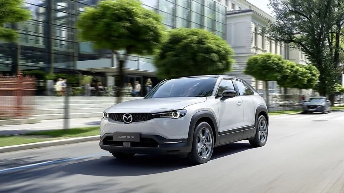 Mazdas erstes Elektroauto, der MX-30