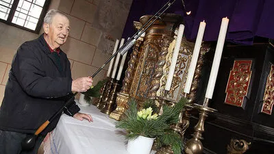 Alois Morack ist seit 56 Jahren Mesner in der Pfarre Sirnitz, seit 1982 auch Pfarrgemeinderat