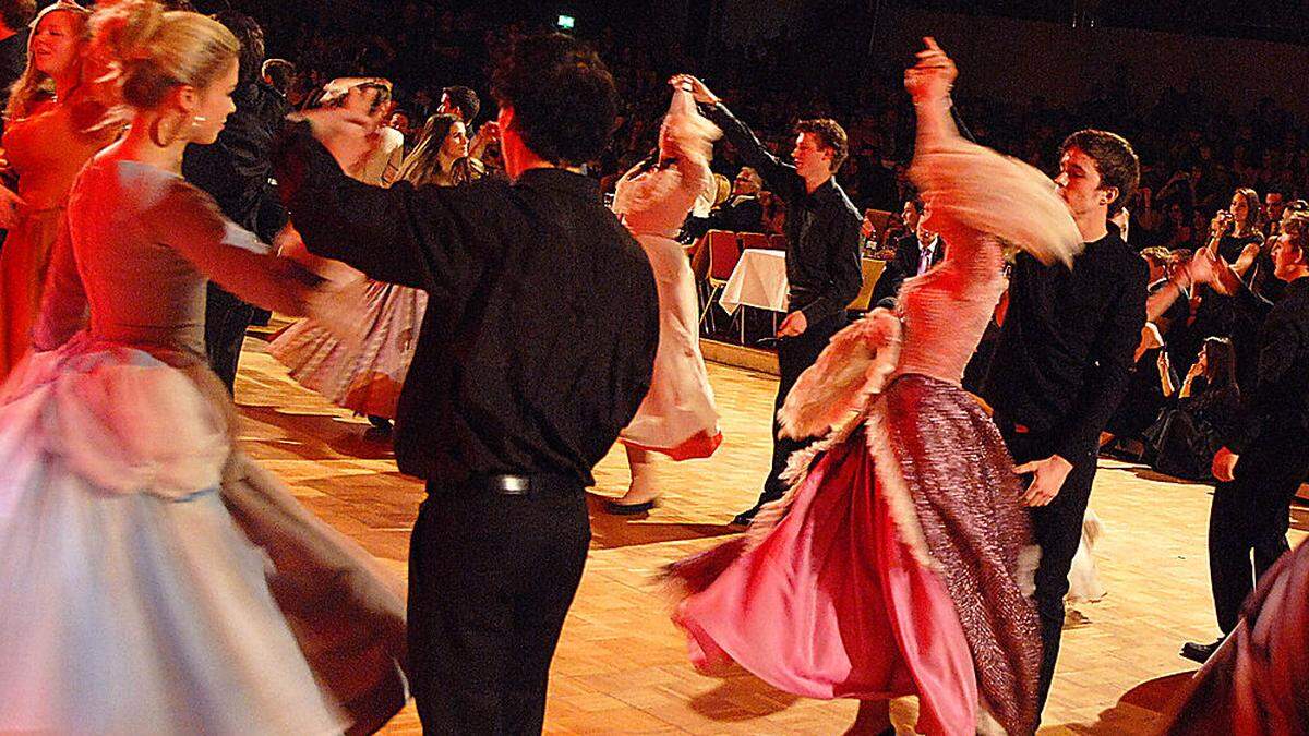 Der Rosenball zieht alljährlich bis zu 3500 Besucher an