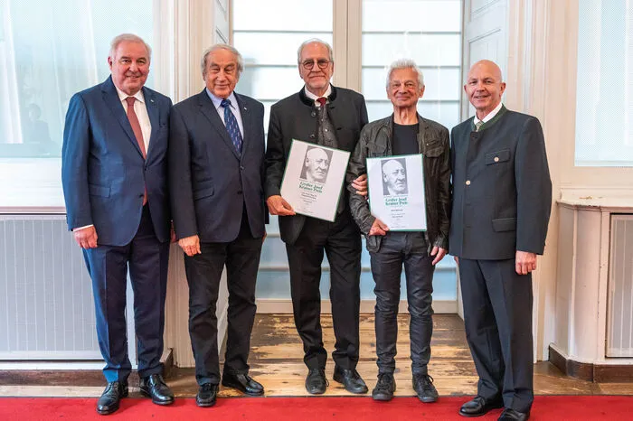 Großer Josef Krainer-Preis für Boris Bukowski + Manfred Prisching (mit Schützenhöfer, Schöpfer, Krainer).