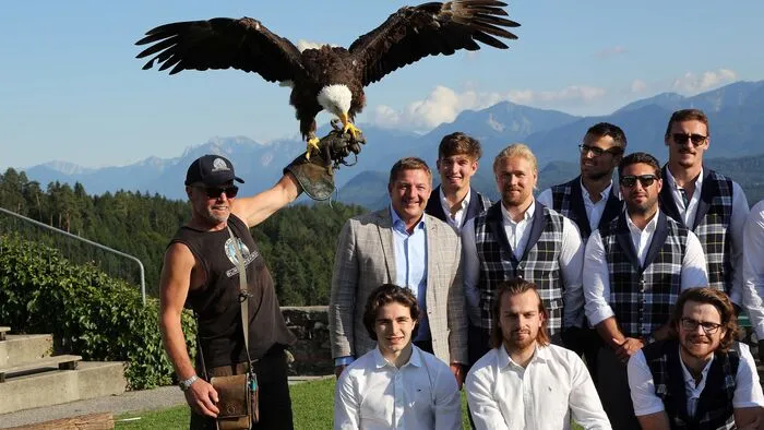 VSV Teampräsentation 2019/2020 auf der Burgruine Landskron