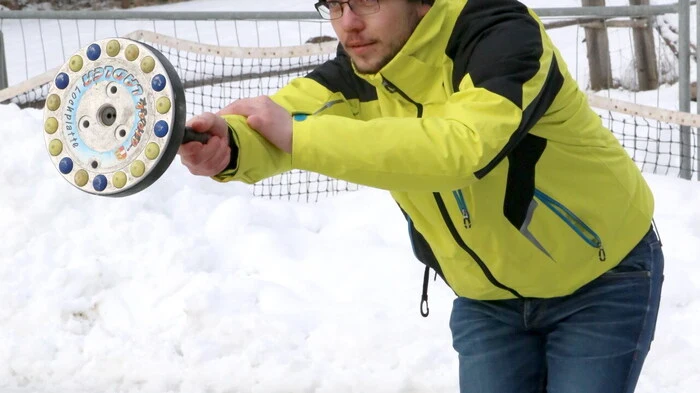 Dass Musiker auch gute Eisstockschützen sind, sah man am Wochenende im Wimitzgraben.