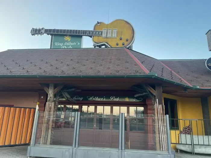 Während die Disco selbst ab Mitte Oktober nur noch samstags geöffnet sein soll, hat das „King Arthur‘s Pub“ von Donnerstag bis Samstag offen