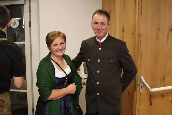 Klicken Sie sich durch die Bilder von stolzen Eltern, glücklichen Schülern und sonstigen Besuchern.