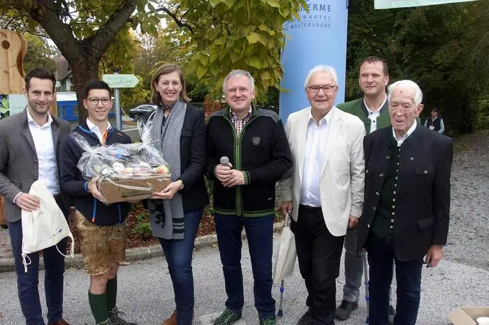 24 Erlebnis-, davon neun Kulinarikstationen luden entlang des Weges zum Rasten und Kosten ein. 