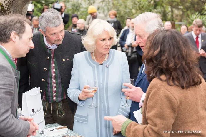 Die beiden Weststeirer durften beim königlichen Besuch von Prinz Charles und Herzogin Camilla in Wien ihre Produkte präsentieren.