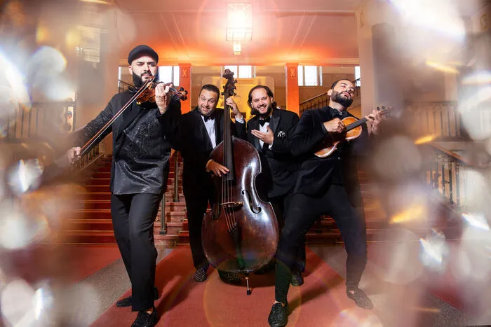 Das Janoska Ensemble