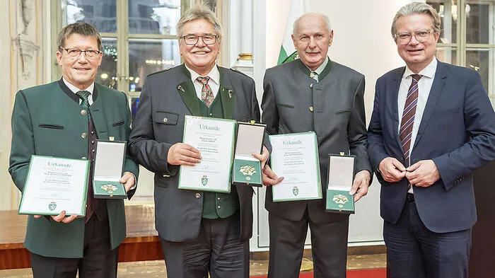 Bernhard Spitzer (Vorau), Johann Fritz (Ranten), Ernst Schnedlitz (Rinegg) und LH Christopher Drexler