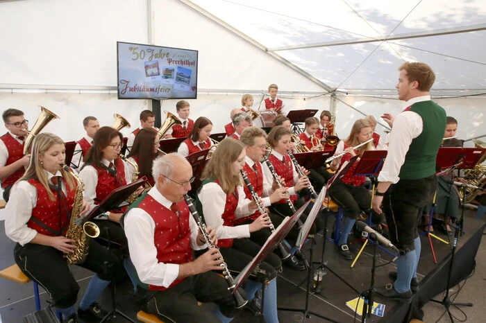 Der gelungene Auftakt erfolgt am Samstagnachmitttag mit einem Konzert der Stadtkapelle Althofen. 