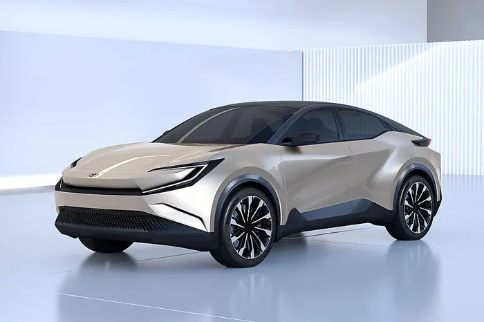 "bZ Compact SUV" nennt sich die Studie eines kompakten Crossovers mit coupéhaft abfallender Dachlinie, der sich unterhalb des bz4X als Nachfolger des C-HR einreihen könnte. 
