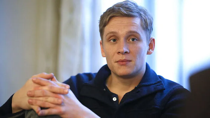 Matthias Schweighöfer versucht sich nun auch als Sänger