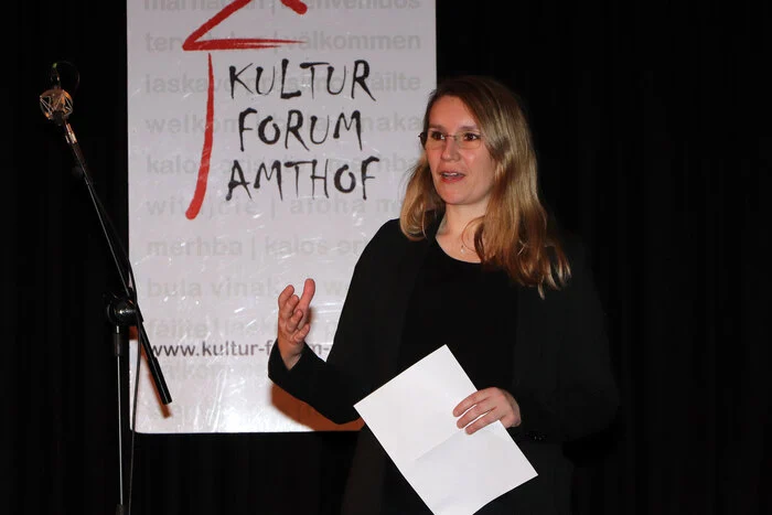 Grußworte gab es von Magdalena Koschat (Austellungsleiterin) vom Kunsthaus: Kollitsch in Klagenfurt.