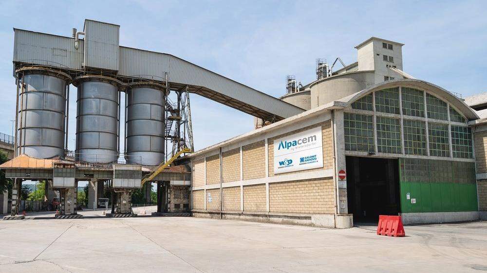 Alpacem übernimmt Zementterminal in Triest