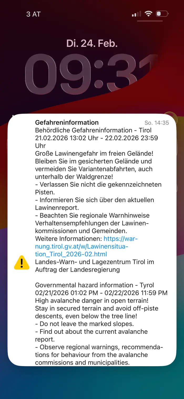 Zweimal wurde am vergangenen Wochenende der „AT-Alert“ ausgelöst, um in ganz Tirol auf die große Lawinengefahr aufmerksam zu machen