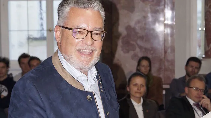 Josef Schett, Listenführer von impuls-Tirol, hat kein Verständnis für die Kritik anderer wahlwerbender Parteien