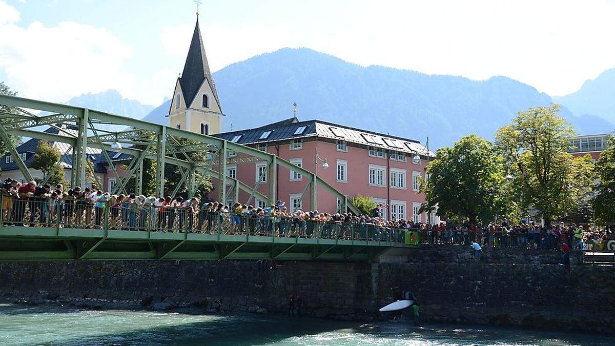 Für den Dolomitenmann kann der Hochwasserschutz auch ein Vorteil sein. „Die Isel wird strukturierter. Dadurch würden sich neue spannende Kurssetzungen ermöglichen“, sagt Peter Mayr.