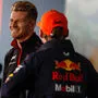 Nico Hülkenberg im Gespräch mit Max Verstappen